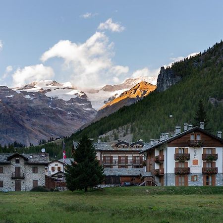 Hotel Lo Scoiattolo Gressoney-la-Trinité Zewnętrze zdjęcie