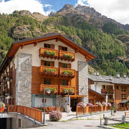 Hotel Lo Scoiattolo Gressoney-la-Trinité Zewnętrze zdjęcie