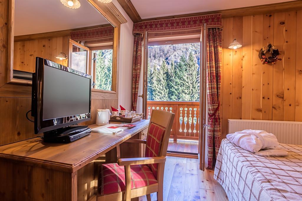 Hotel Lo Scoiattolo Gressoney-la-Trinité Zewnętrze zdjęcie