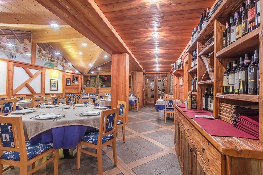 Hotel Lo Scoiattolo Gressoney-la-Trinité Zewnętrze zdjęcie